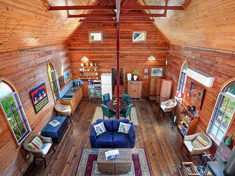 Glasshouse Mountains Ecolodge